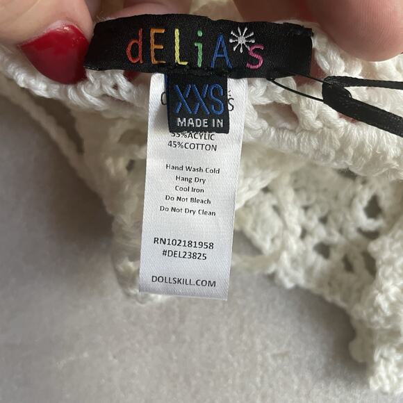 Delias Crochet Halter Top Women XXS White Floral Embroiderd Dolls Kill Festival - Picture 6 of 8